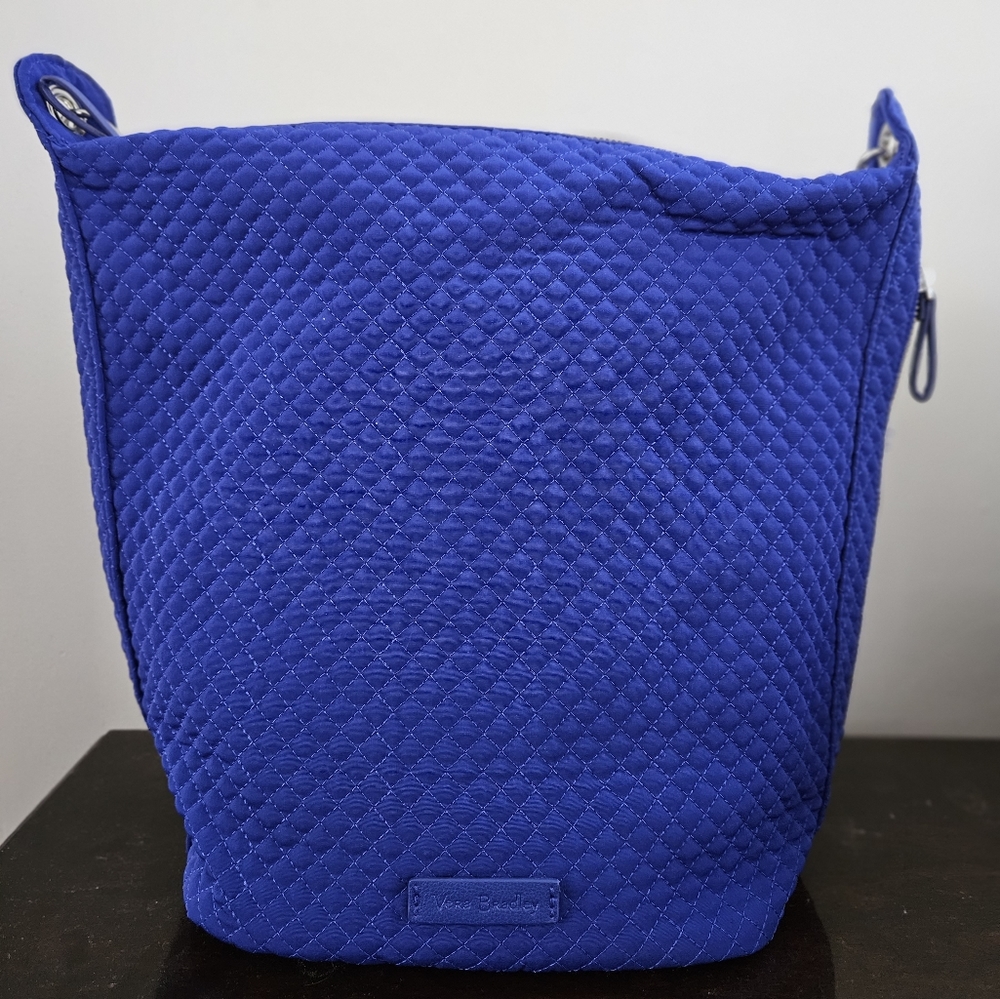 Vera Bradley Crossbody bucket bag
